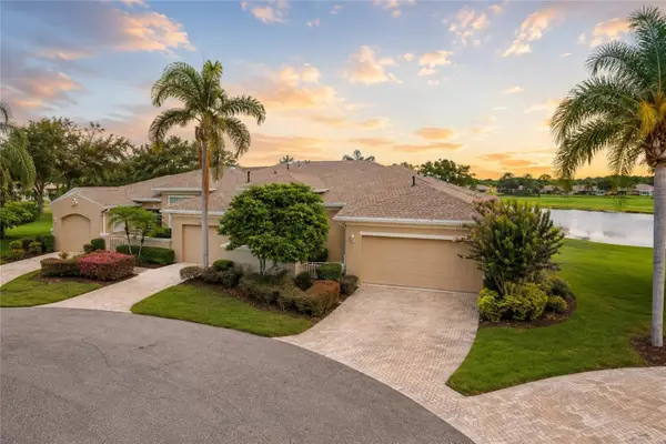 1015 Chelsea Greens Court #40, SUN CITY CENTER, FL 33573