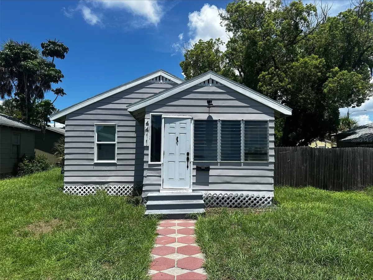 4411 16th Avenue S, Saint Petersburg, FL 33711 - #1