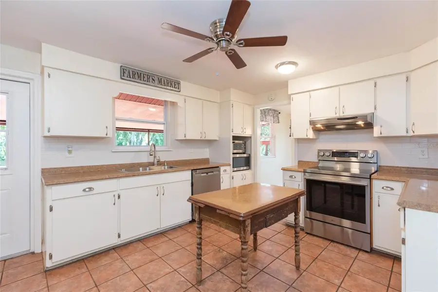 8719 Handcart Road, Wesley Chapel, FL 33545 - #3