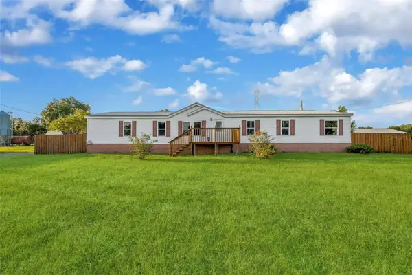 3858 E Knights Griffin Road, PLANT CITY, FL 33565