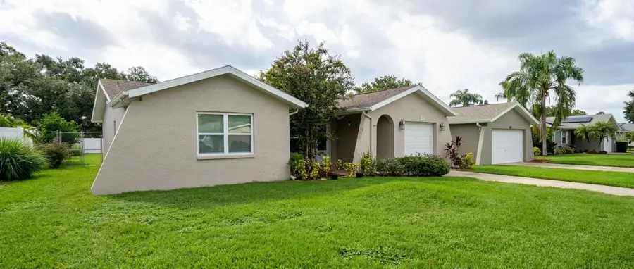 1633 St Catherine Drive E, Dunedin, FL 34698 - #3