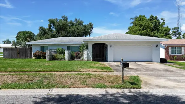 Address Withheld By Seller, LARGO, FL 33778