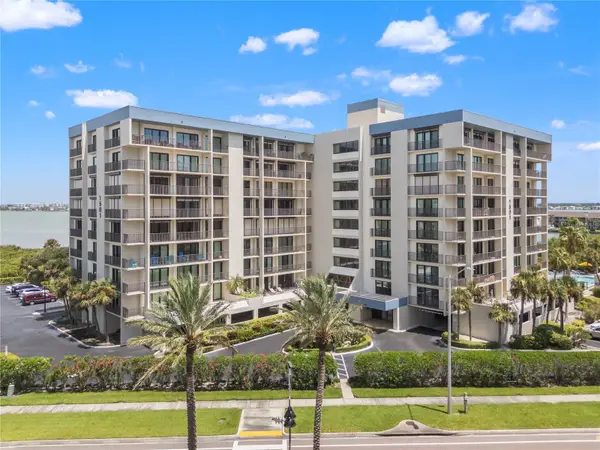 1501 Gulf Boulevard #206, CLEARWATER, FL 33767