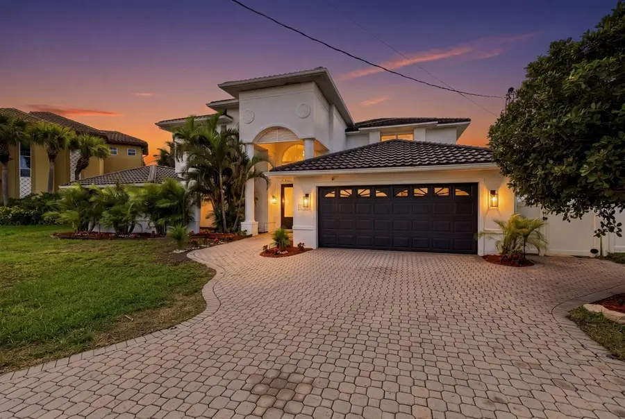 461 Palm Island Ne, Clearwater Beach, FL 33767 - #2