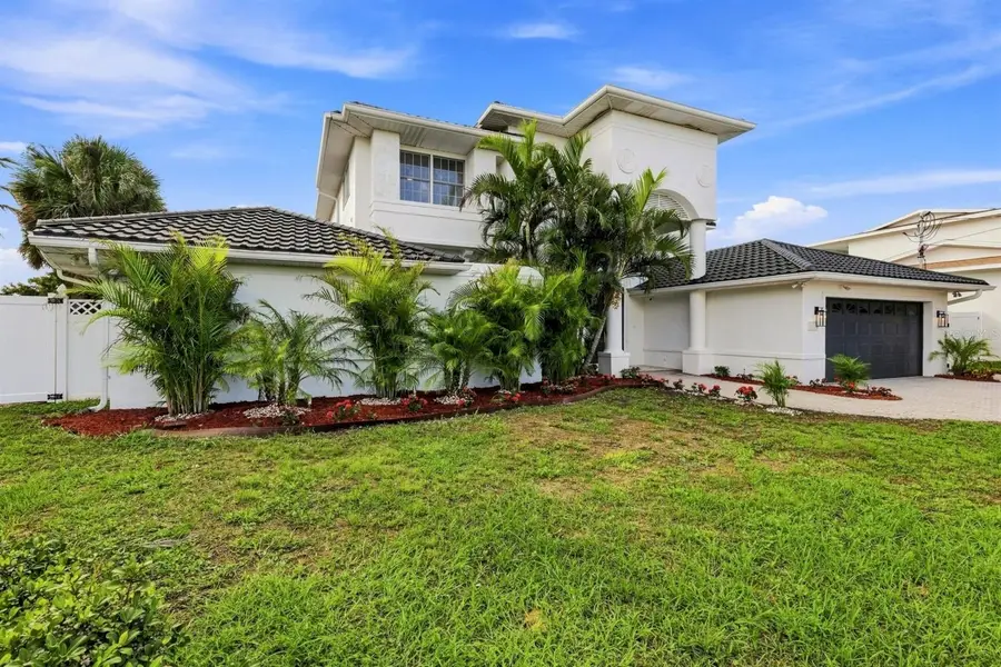461 Palm Island Ne, Clearwater Beach, FL 33767 - #3