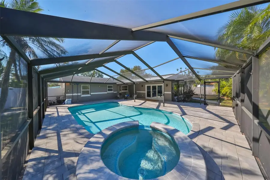 6101 37th Avenue N, Saint Petersburg, FL 33710 - #2