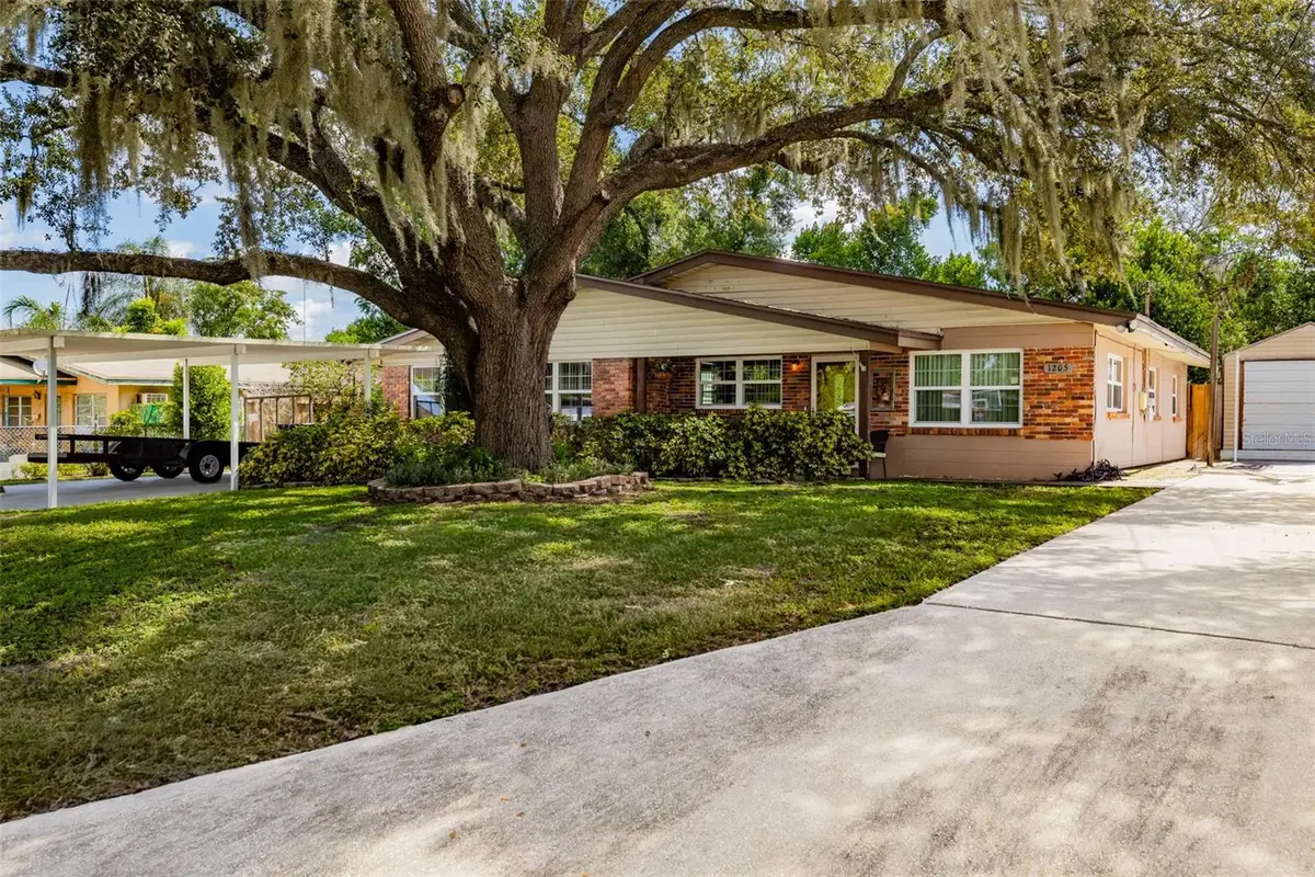 1205 W Camellia Drive, Brandon, FL 33510 - #1