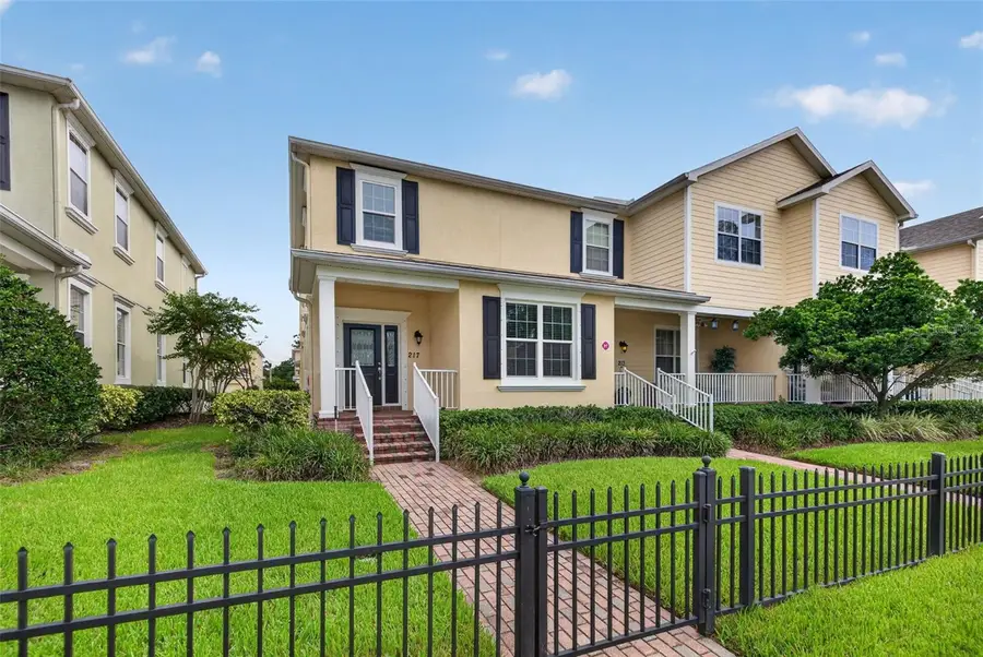 217 49th Avenue N, Saint Petersburg, FL 33703 - #2