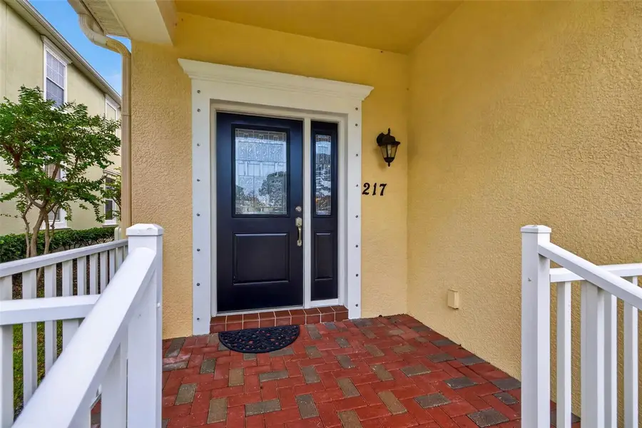 217 49th Avenue N, Saint Petersburg, FL 33703 - #3
