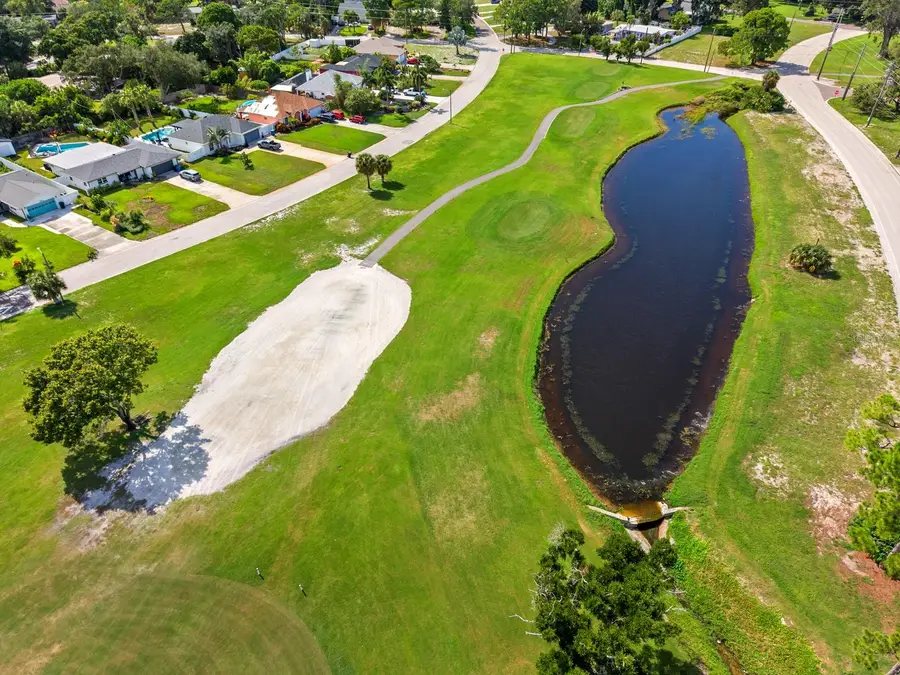 2159 Barcelona Way, Saint Petersburg, FL 33712 - #2