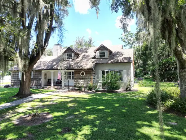35833 Lakeshore Drive, DADE CITY, FL 33525