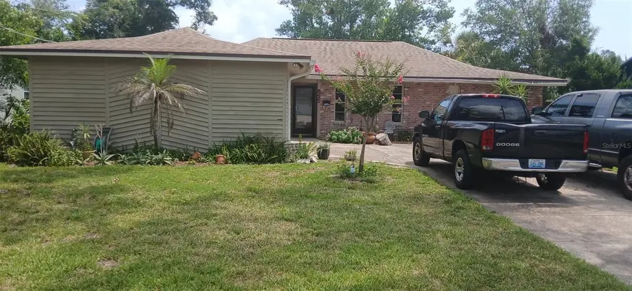 855 N Ridgewood Avenue, Ormond Beach, FL 32174 - #2