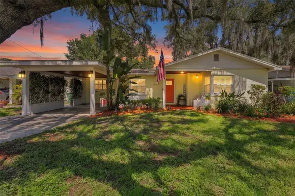 1317 Divot Lane, TAMPA, FL 33612