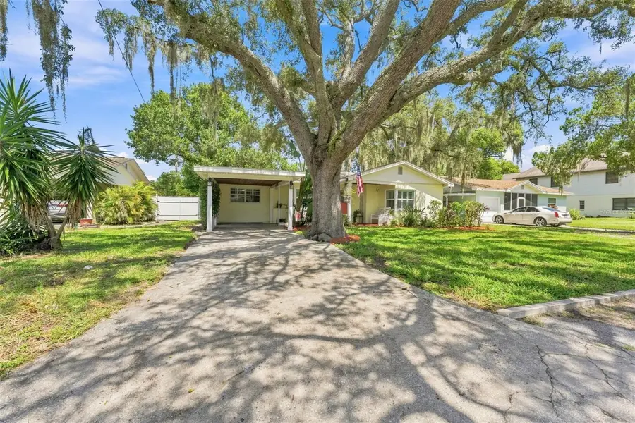 1317 Divot Lane, Tampa, FL 33612 - #2