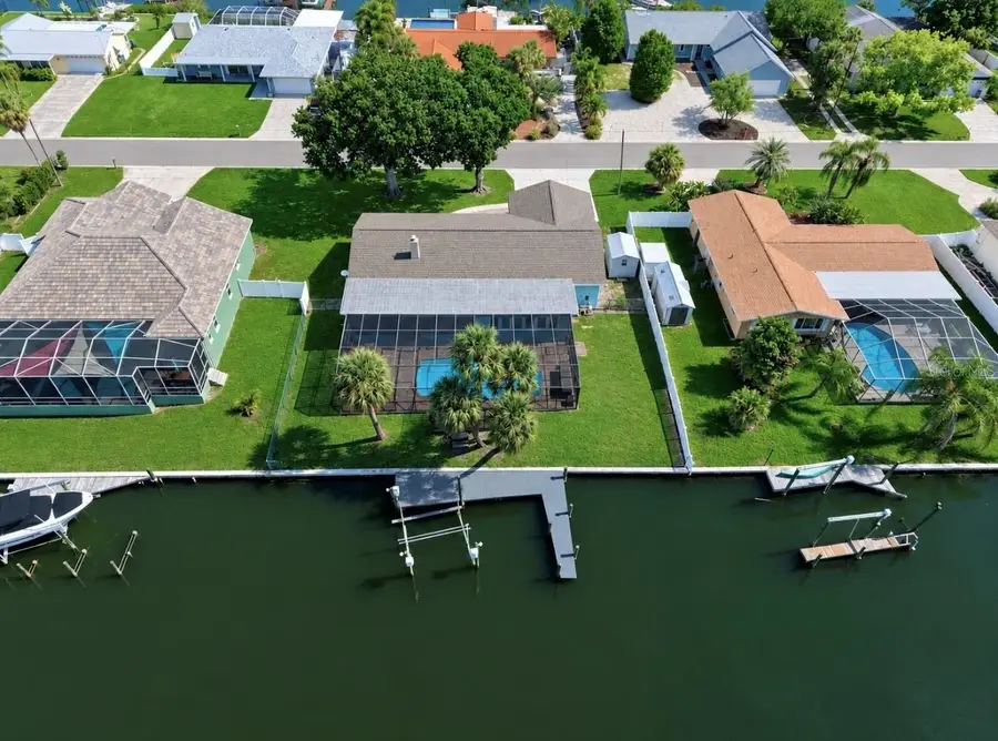 708 Spanish Main Drive, Apollo Beach, FL 33572 - #3