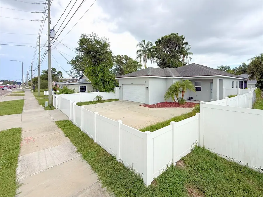 6690 54th Avenue N, Saint Petersburg, FL 33709 - #3