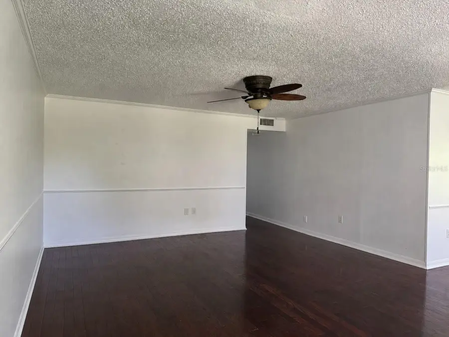 350 79th Ave N #102, Saint Petersburg, FL 33702 - #2