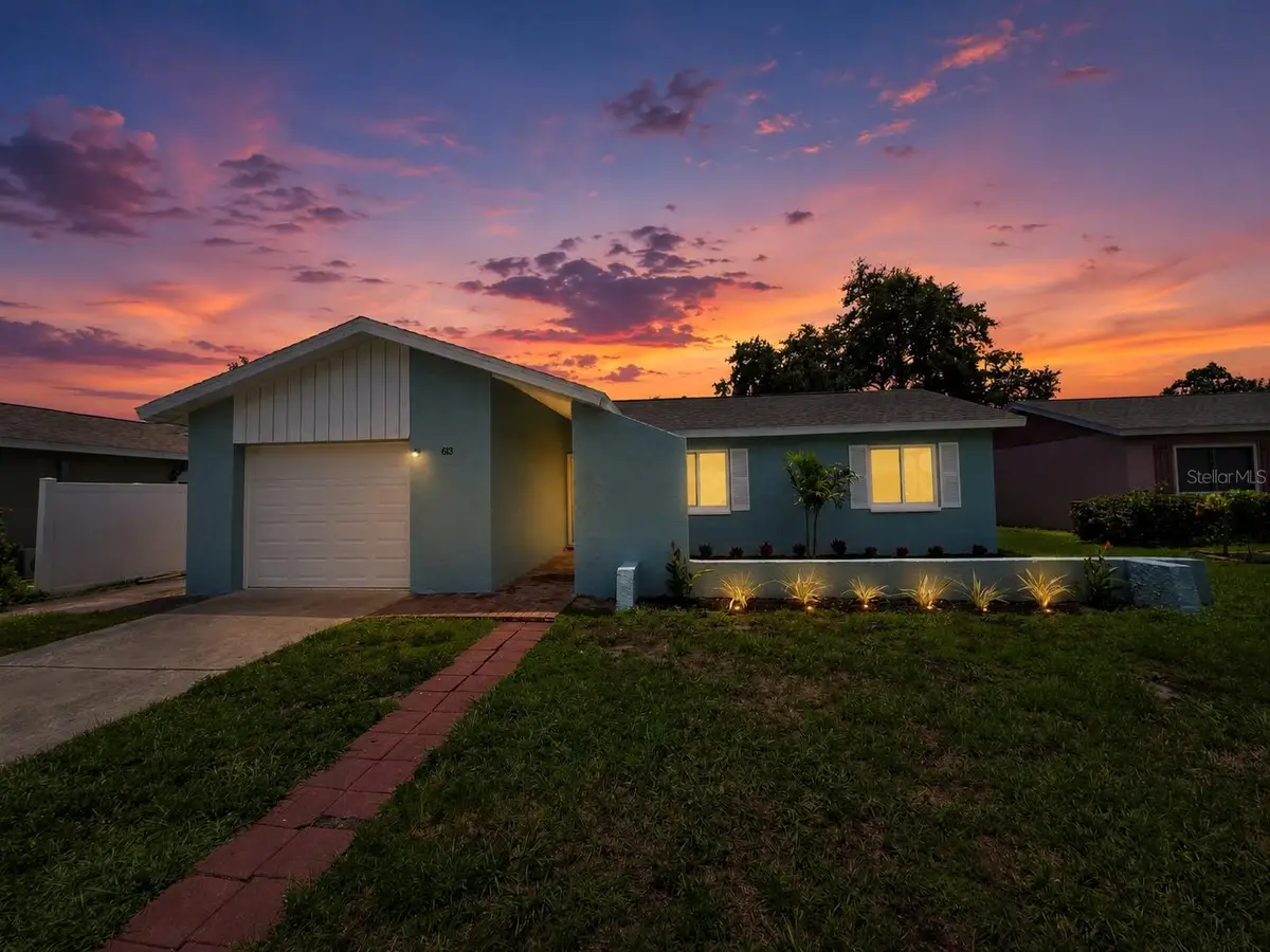 613 5th Avenue Se, Largo, FL 33771 - #1