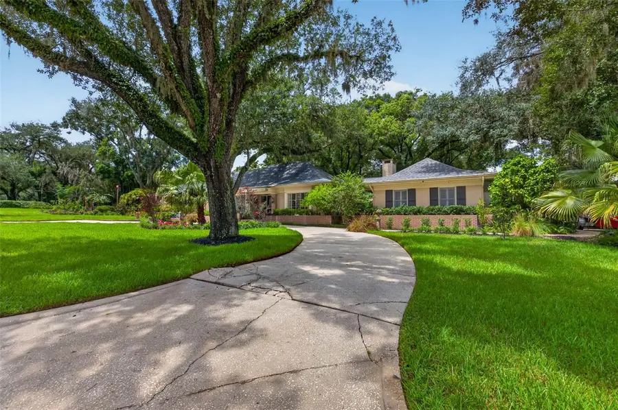 602 S Riverhills Drive, Temple Terrace, FL 33617 - #2