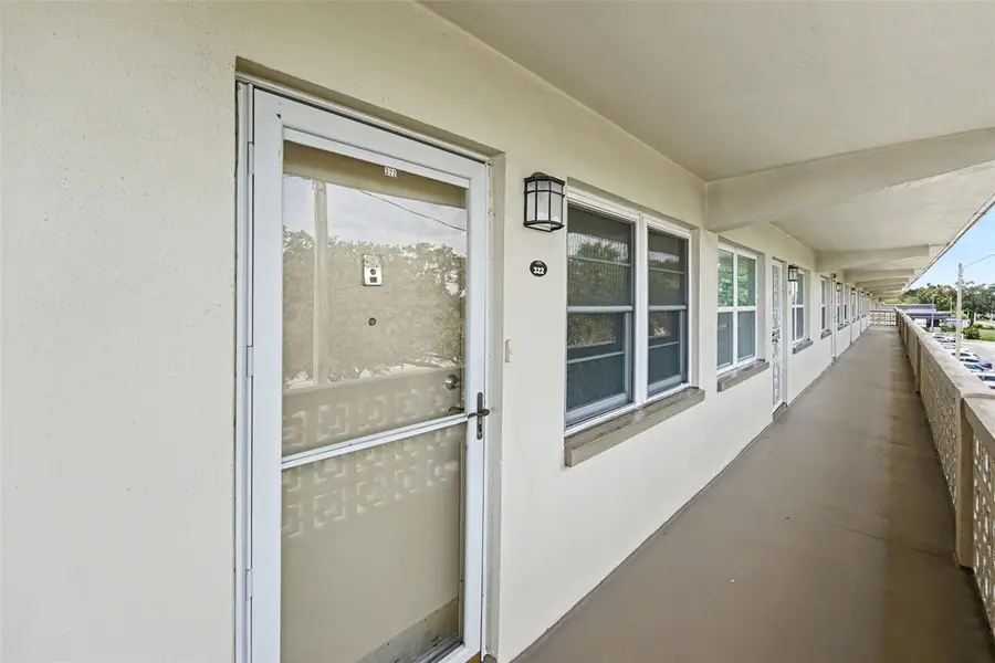 951 79th Avenue N #APT 322, Saint Petersburg, FL 33702 - #3