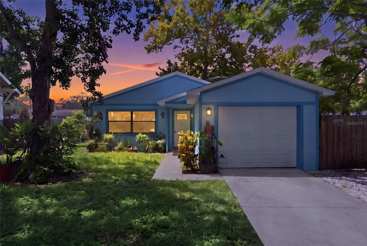 1304 E Boyer Street, Tarpon Springs, FL 34689 - #1