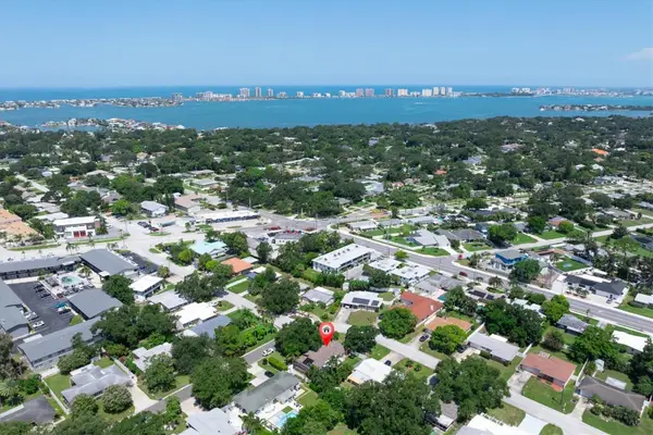1901 Marlin Drive, BELLEAIR BLUFFS, FL 33770