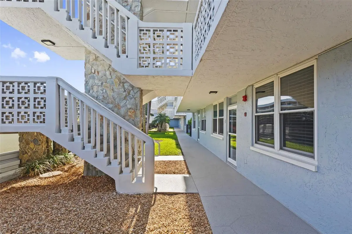 4895 Bay Street Ne #102, Saint Petersburg, FL 33703 - #1