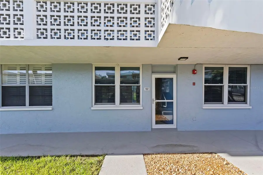 4895 Bay Street Ne #102, Saint Petersburg, FL 33703 - #2