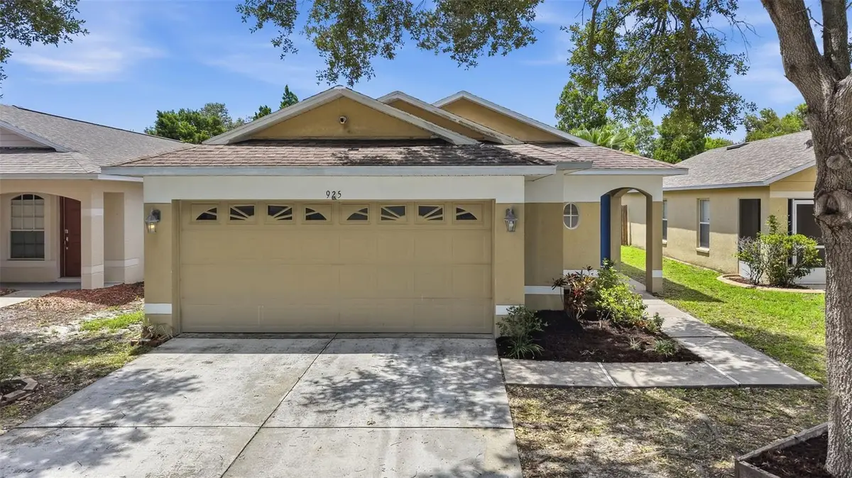 925 Windton Oak Drive, Ruskin, FL 33570 - #1