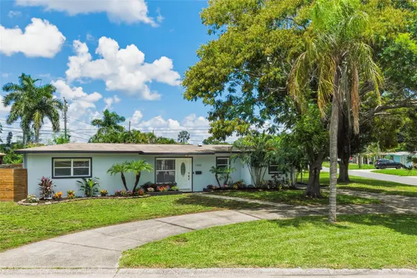 7300 10th Street N, ST PETERSBURG, FL 33702