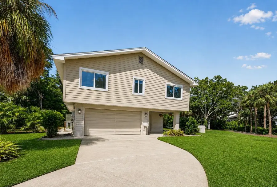 1300 Pleasant Way S, Saint Petersburg, FL 33705 - #2