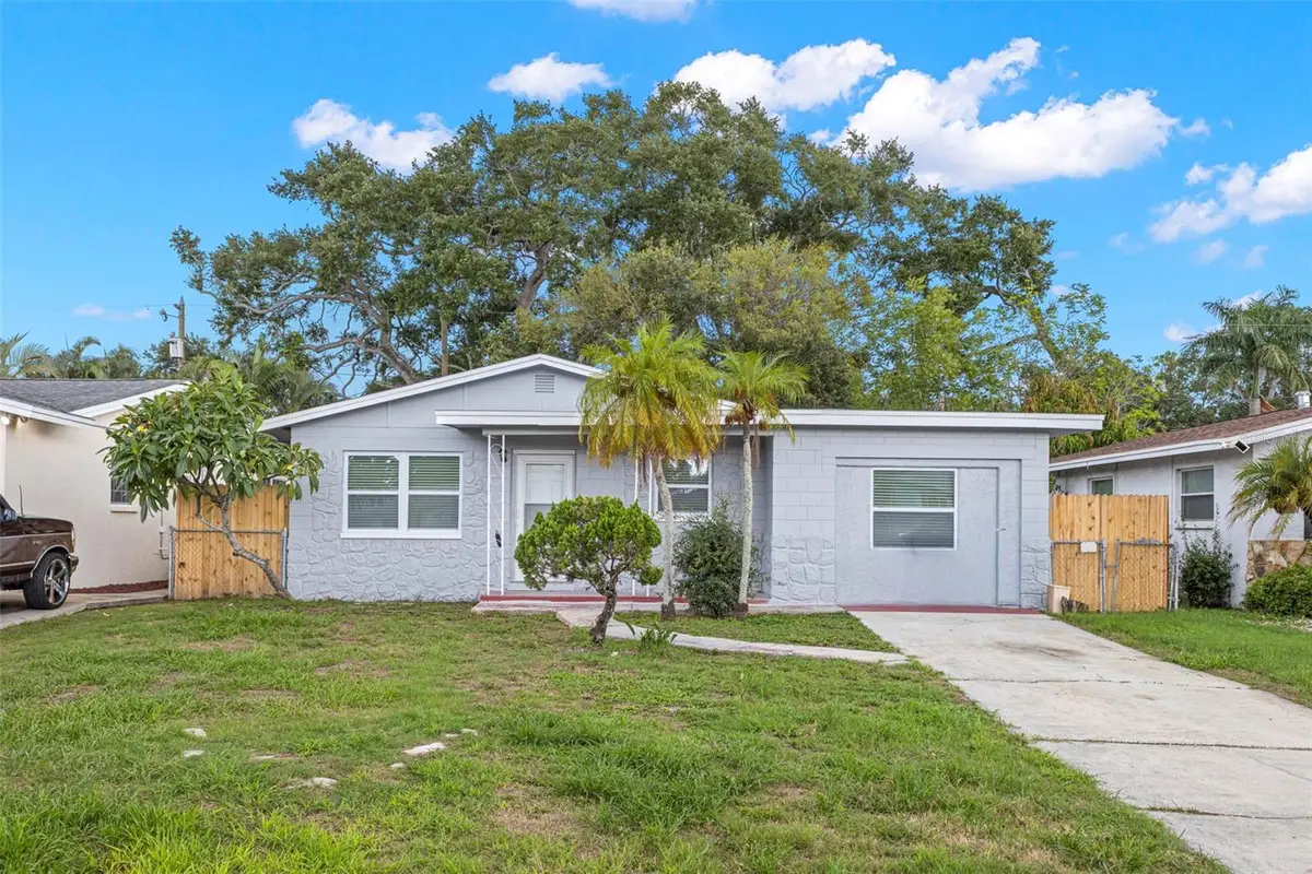 2443 26th Avenue S, Saint Petersburg, FL 33712 - #1