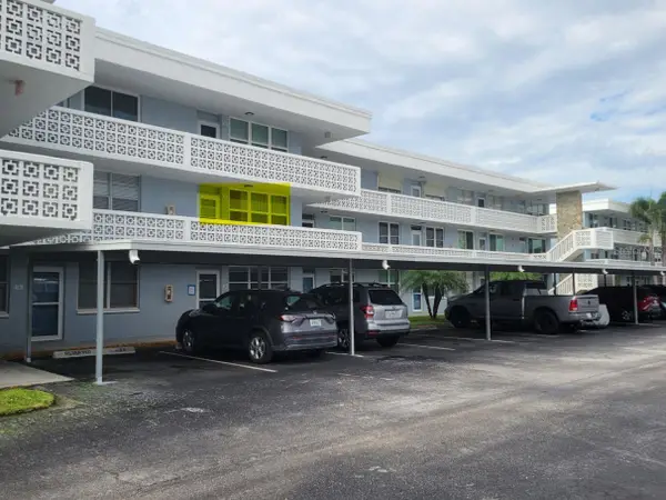 4880 Locust Street Ne #235, ST PETERSBURG, FL 33703