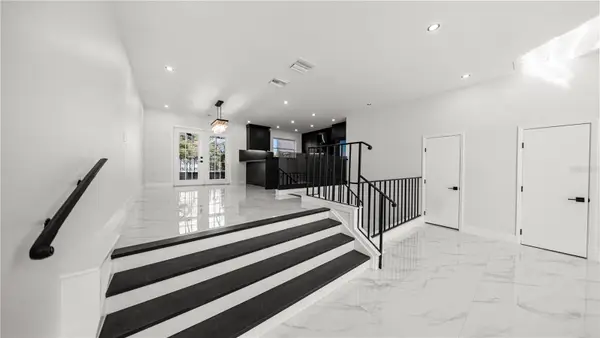 164 E Davis Boulevard, TAMPA, FL 33606