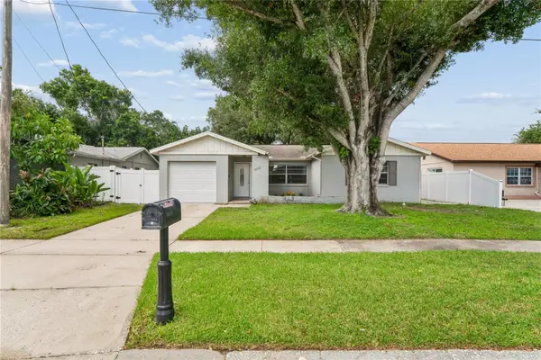 10275 56th Street N, PINELLAS PARK, FL 33782