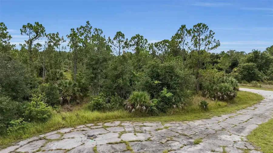 Pillow Ct, North Port, FL 34288 - #3