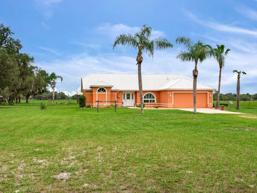 9111 Lake Buffum Road N, Fort Meade, FL 33841 - #3