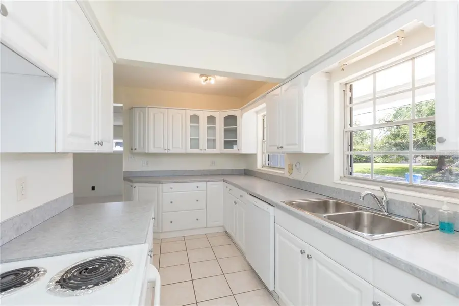 4524 Picadilly Street, Tampa, FL 33634 - #3