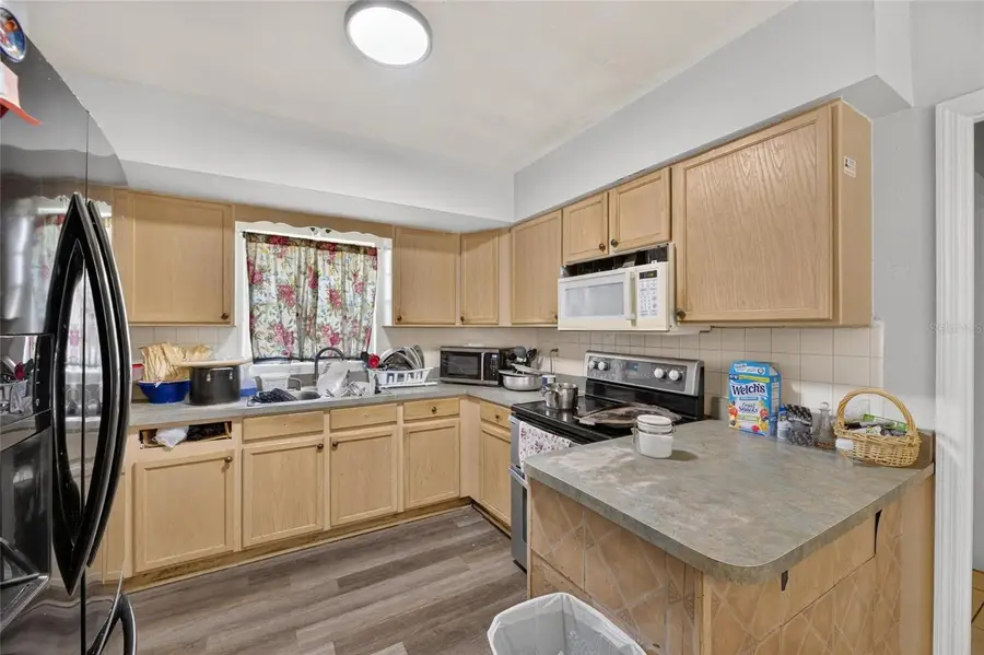 202 9th Street Ne, Ruskin, FL 33570 - #3