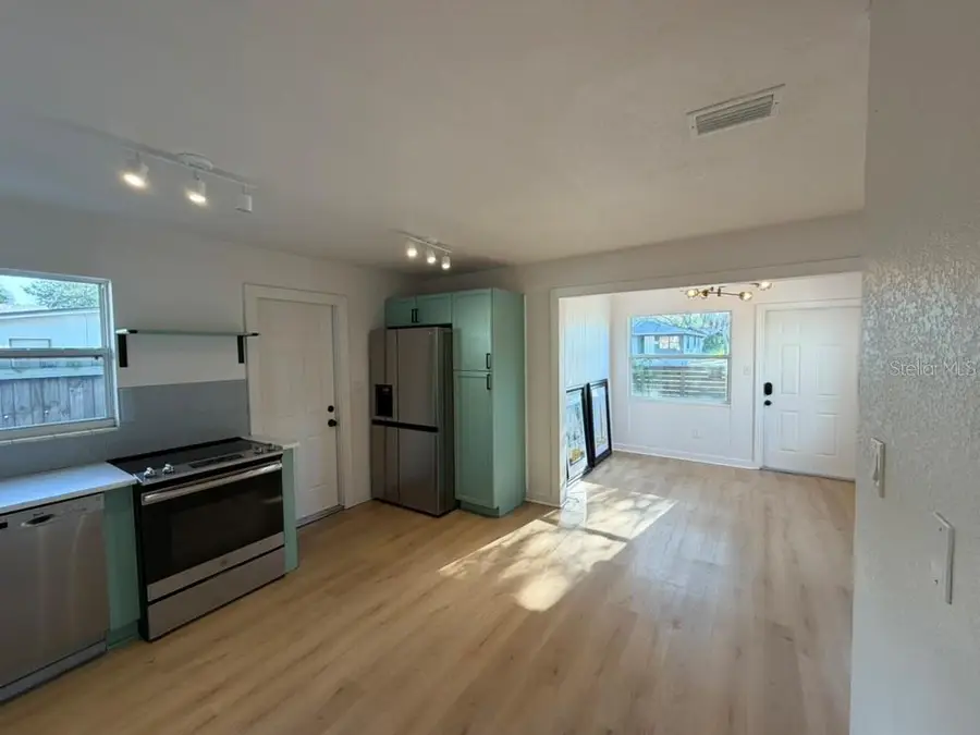 1020 19th Street S, Saint Petersburg, FL 33712 - #3