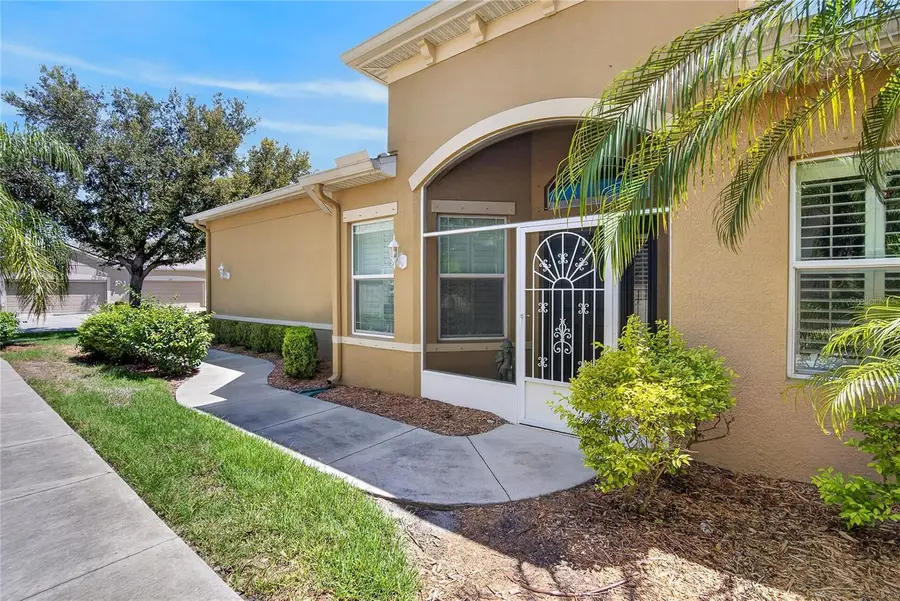 980 Pembroke Point Way #5, Sun City Center, FL 33573 - #3