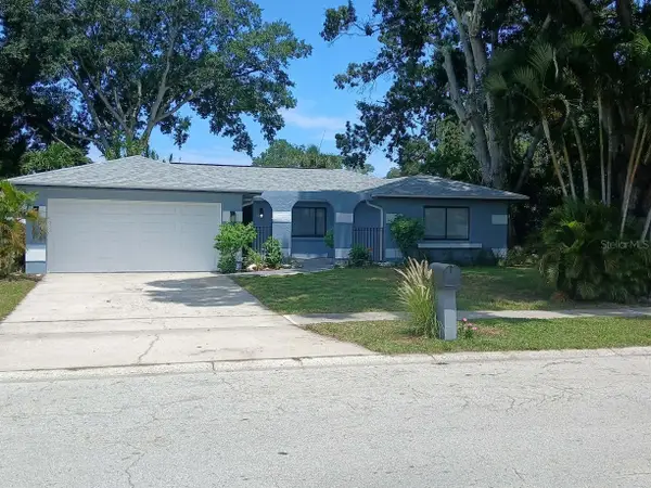 12033 Kay Drive, SEMINOLE, FL 33772