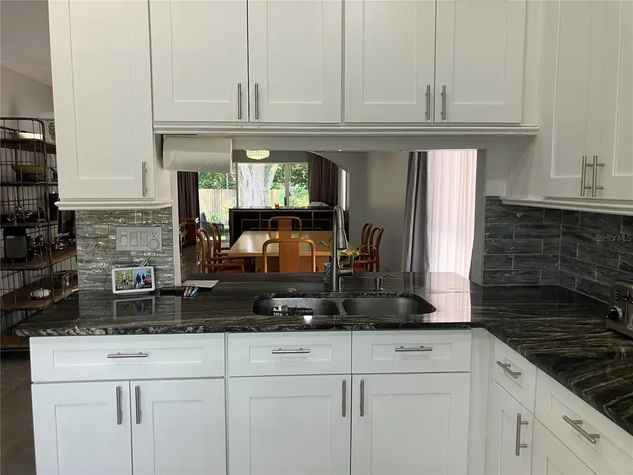 3440 Laurel Dale Drive, Tampa, FL 33618 - #3