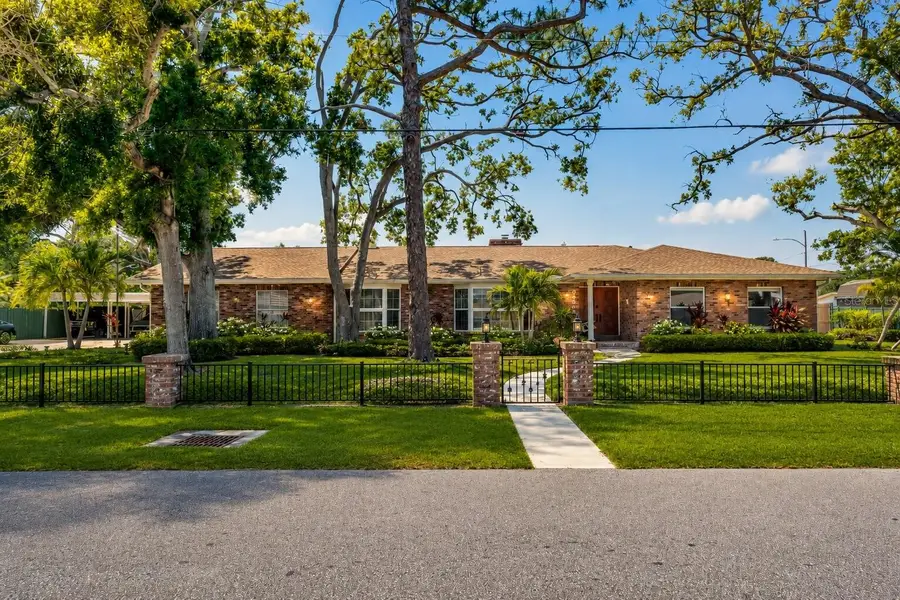 7920 43rd Street N, Pinellas Park, FL 33781 - #2