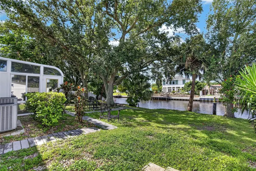 10718 Drummond Rd, Tampa, FL 33615 - #3