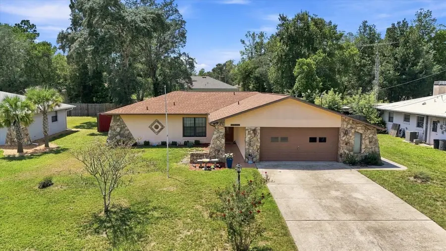 8830 N Amboy Drive, Citrus Springs, FL 34433 - #2