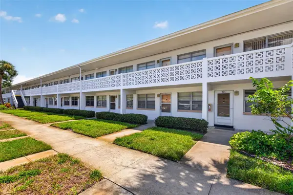 1000 79th Avenue N #111, ST PETERSBURG, FL 33702