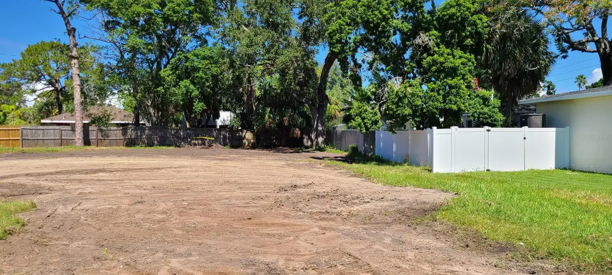 4543 Indianapolis Street Ne, Saint Petersburg, FL 33703 - #1