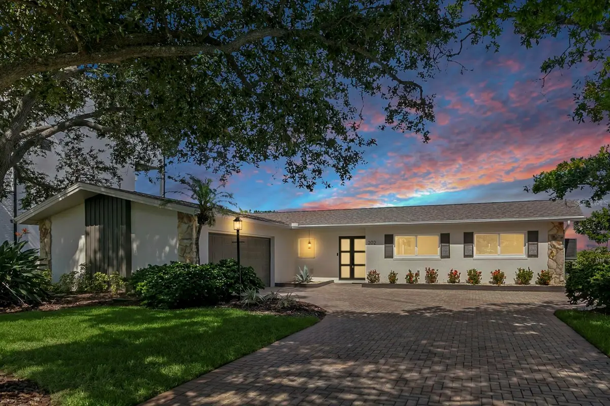 202 Driftwood Lane, Largo, FL 33770 - #1