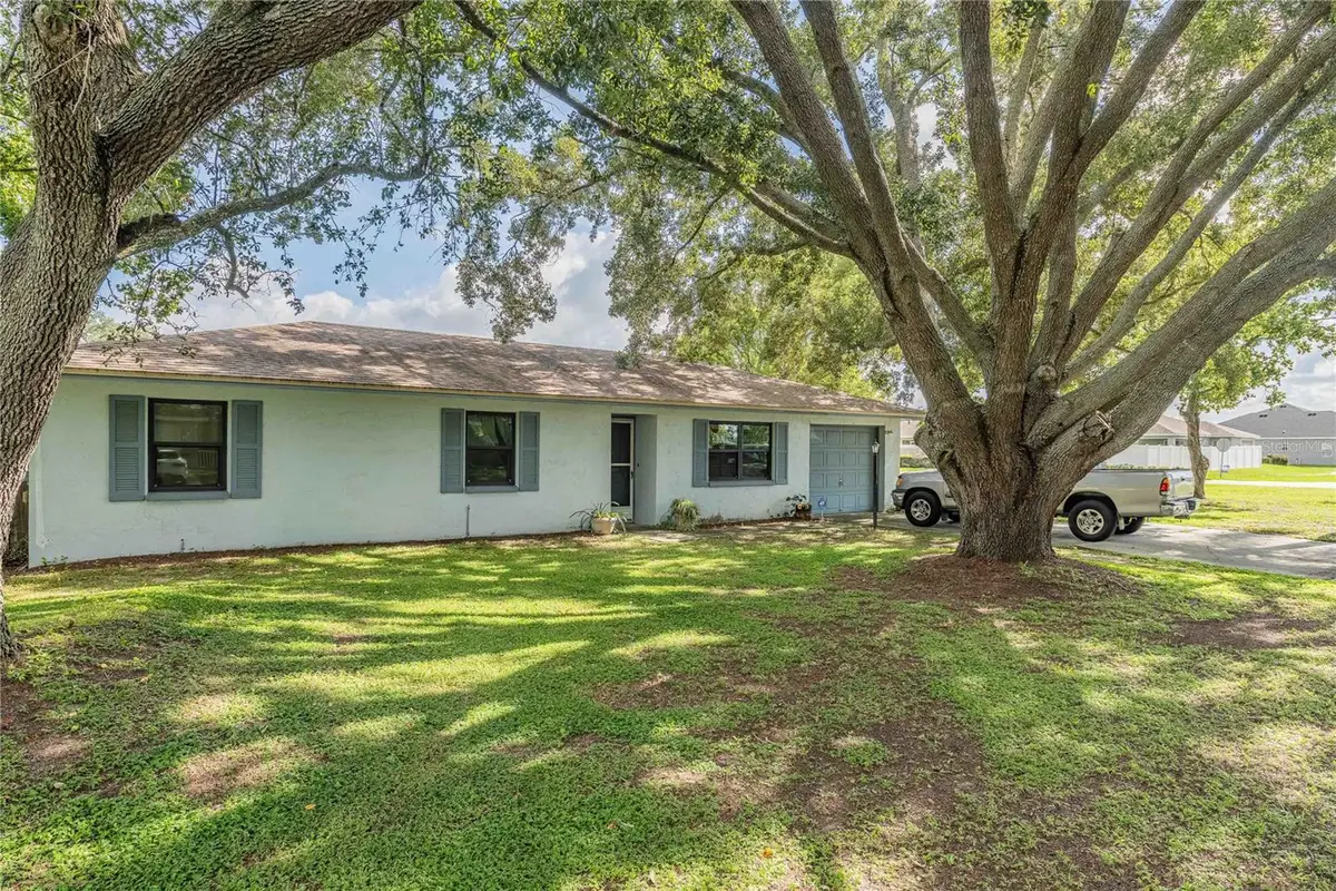 4250 Sunny View Drive, Lakeland, FL 33813 - #1